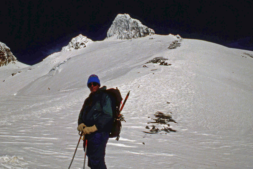 Don skiing Glacier Peak
